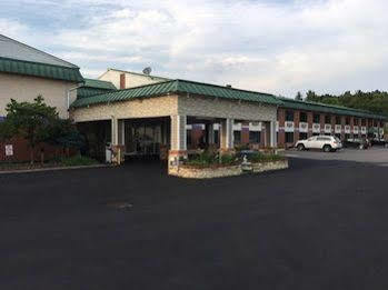 Hotel 6 Williamstown, Wv