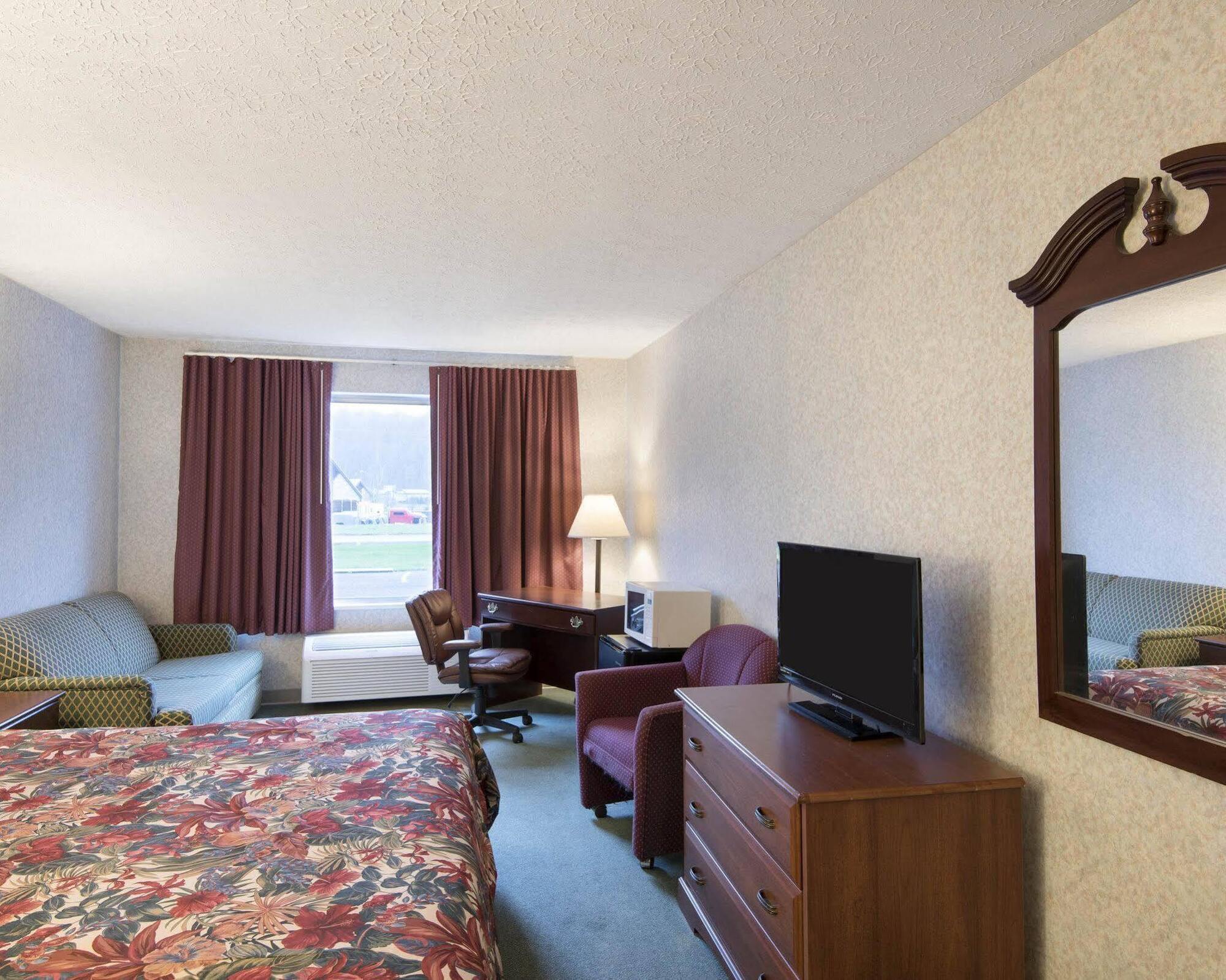 6 Williamstown, Wv 2* Williamstown